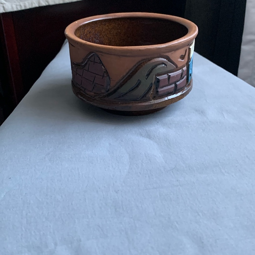 Vintage Rustic Brown Studio Art Pottery Handcarved Bowl